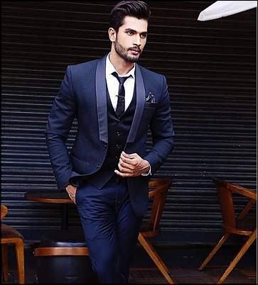 Click image for larger version. 

Name:	rohit-khandelwal-suite-formal.JPG 
Views:	2788 
Size:	69.3 KB 
ID:	2616